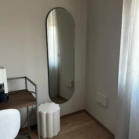 Hotel Urban *